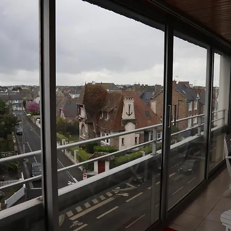 Le Courtois Apartamento Saint-Malo Exterior foto