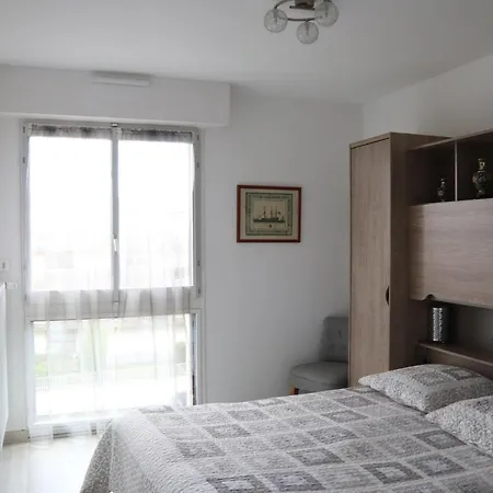 Le Courtois Apartamento Saint-Malo Exterior foto